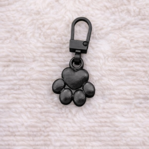 Carry With Me Paw Clip (Zipper Pull Add-On)