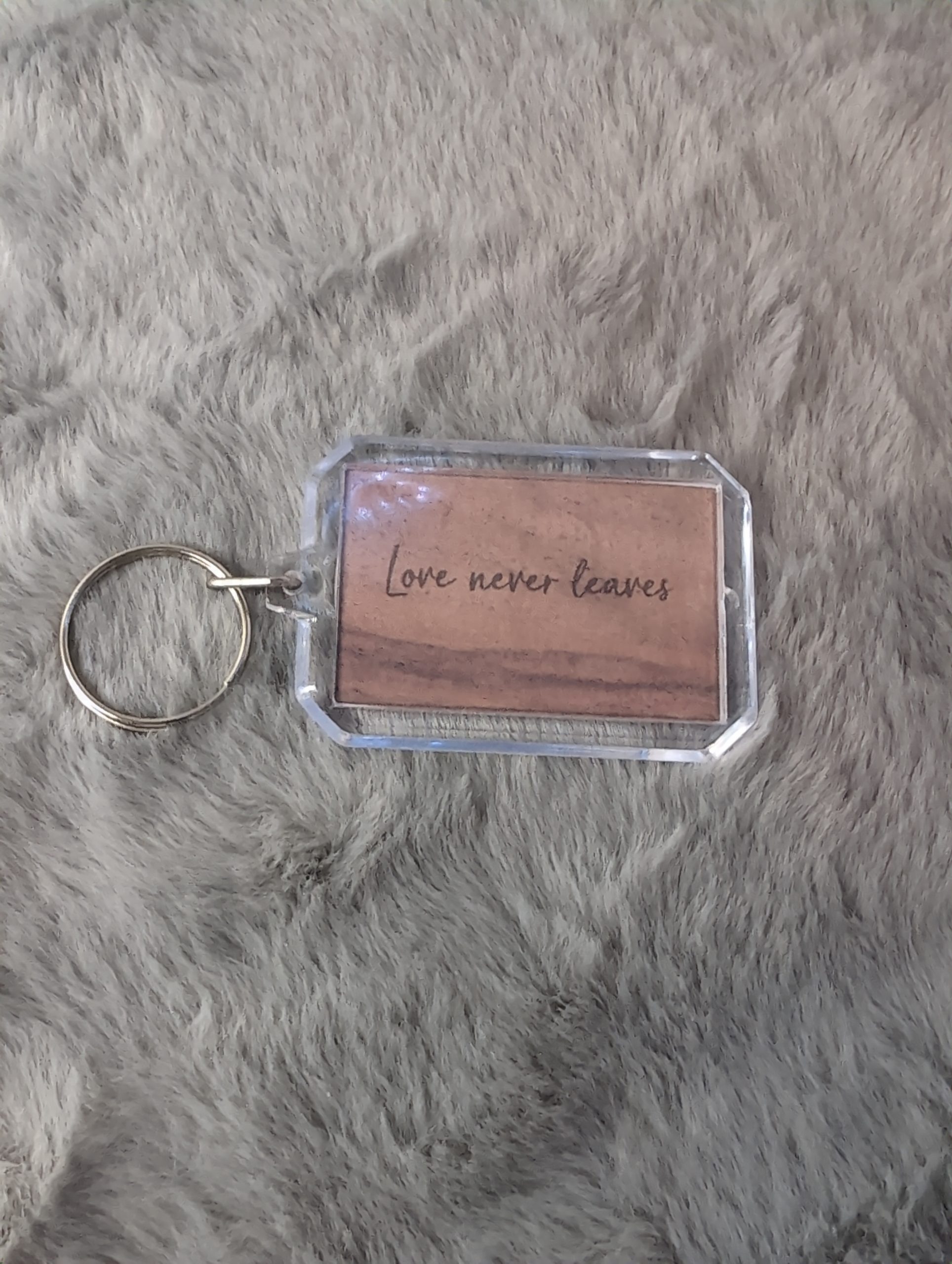 The Love Never Leaves Keychain Keepsake - Image 6