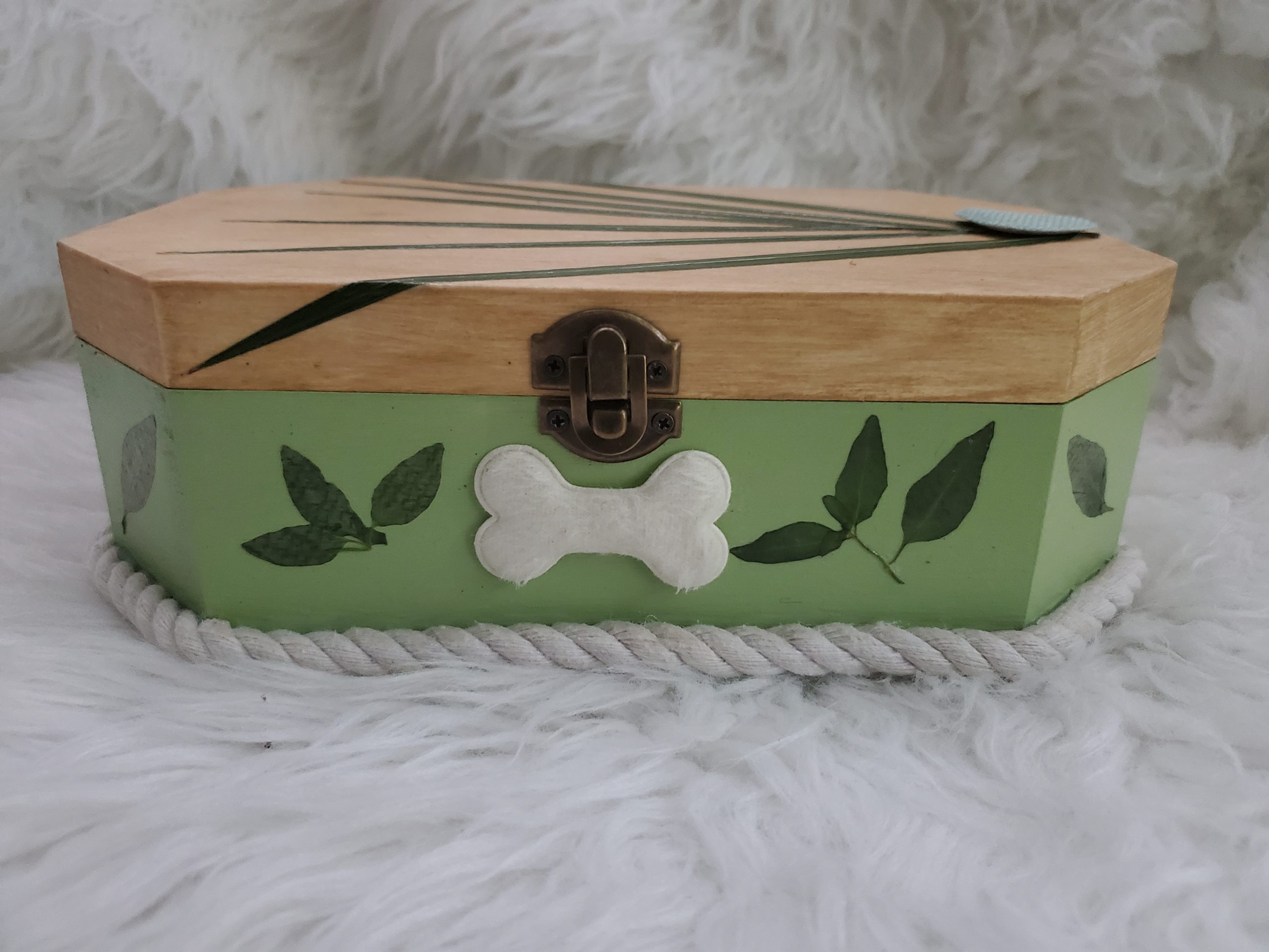"The Botanical Memory Chest" Custom Photo Keepsake Box - Image 4